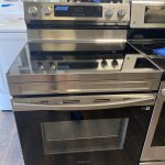New Samsung Electric Stove NE63A6111SS