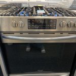 New Gas Frigidaire Gallery Stove Air Fry and Convection