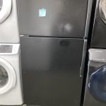 (REFURBISHED) Whirlpool Top and Bottom Refrigerator ETICHMXKB03
