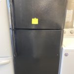 (REFURBISHED) Frigidaire Top and Bottom Refrigerator FFTR1821QB5A