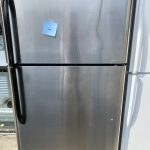 (REFURBISHED) Frigidaire Top and Bottom Refrigerator FFTR1814QS3