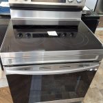 Samsung Electric Glass Stove NE63A651AASamsung Electric Glass Stove NE63A651AA