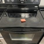(USED) Whirlpool Glass Top Range WFE515S0EBO