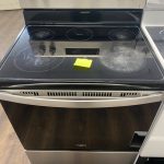 (USED) Whirlpool Glass Top Range WFE525S0JZO