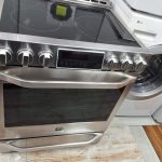 LG STUDIO InstaView Electric Slide-in Range with ProBake Convection and Air Fry LSE6338N