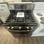 (USED) LG Gas Range LRG3194BD/00
