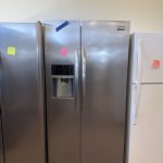 Frigidaire side by side refrigerator Fghc2331pfca