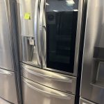 LG French door refrigerator lmxc23796s