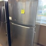 New Frigidaire top and bottom fridge FFHT1822UV