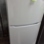(New)Frigidaire top bottom Fridge FFTR1425VW04