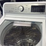 Samsung top load washer WT7200CW