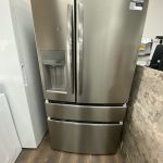 (NEW) Frigidaire French Door Refrigerator GRMC2273CF03