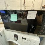 (NEW) Frigidaire Counter Top Microwave GMBS3068BFA