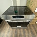 (NEW) Frigidaire Glass Top Range GCFI3060BFF