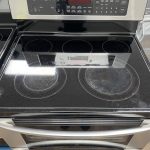 LG double compartment oven/ Stove Glass top LDE3017ST /01