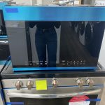 (NEW) Frigidaire household Microwave oven UMV1422US