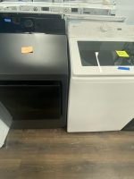 (NEW) LG Washer WT8200CW / 01 & Dryer DLE8400BE Set