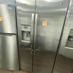 (USED) GE Side By Side Refrigerator PSE25KSHEHSS