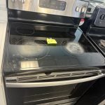 GE glass top stove