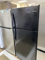 frigidaire-top-bottom-fridge-fftr1821tb0