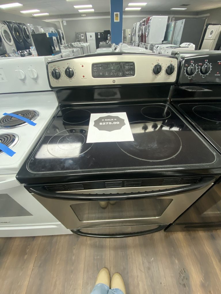 (USED) GE Glass Top Range JBP68MM2BS