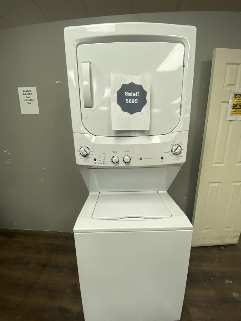 (USED) GE Laundry Center GUD27ESSMWW