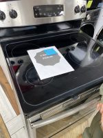 ge-electric-glass-stove-jb630rf1ss