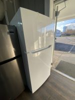 new-frigidaire-top-bottom-refrigerator-fftr1835vwd