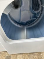 set-whirlpool-top-load-washer-wtw4816fw3-and-electric-dryer-wed4800bq1