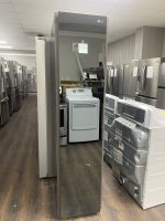brand-new-lg-styler-fabric-care-closet-smart-steam-technology-s3mfbn