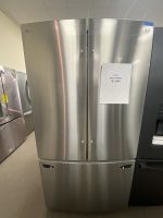 new-lg-french-door-refrigerator-lrfcs29d6s