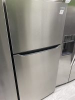 whirlpool-top-bottom-fridge-wrt311fzdw06