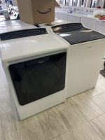 set-whirlpool-top-load-washer-wtw8000dwo-and-electric-dryer-wed7000dw1